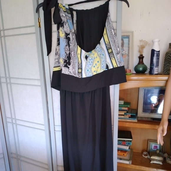 Sharp looking jumpsuit - Picture 4 of 4